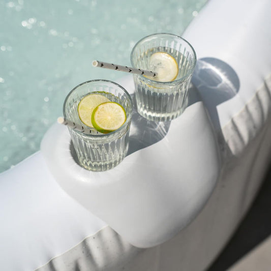 Home Deluxe Outdoor Whirlpool 6 Pers., ⌀208 cm, 130 Düsen, Beige, inkl. Zubehör